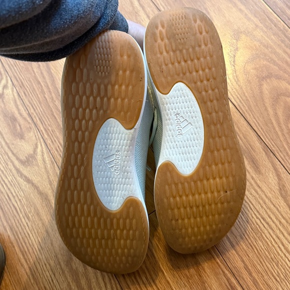 Adidas Cloudfoam Light Green Sneakers size 9.5 - Picture 4 of 4